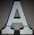 Letra decorada de madera